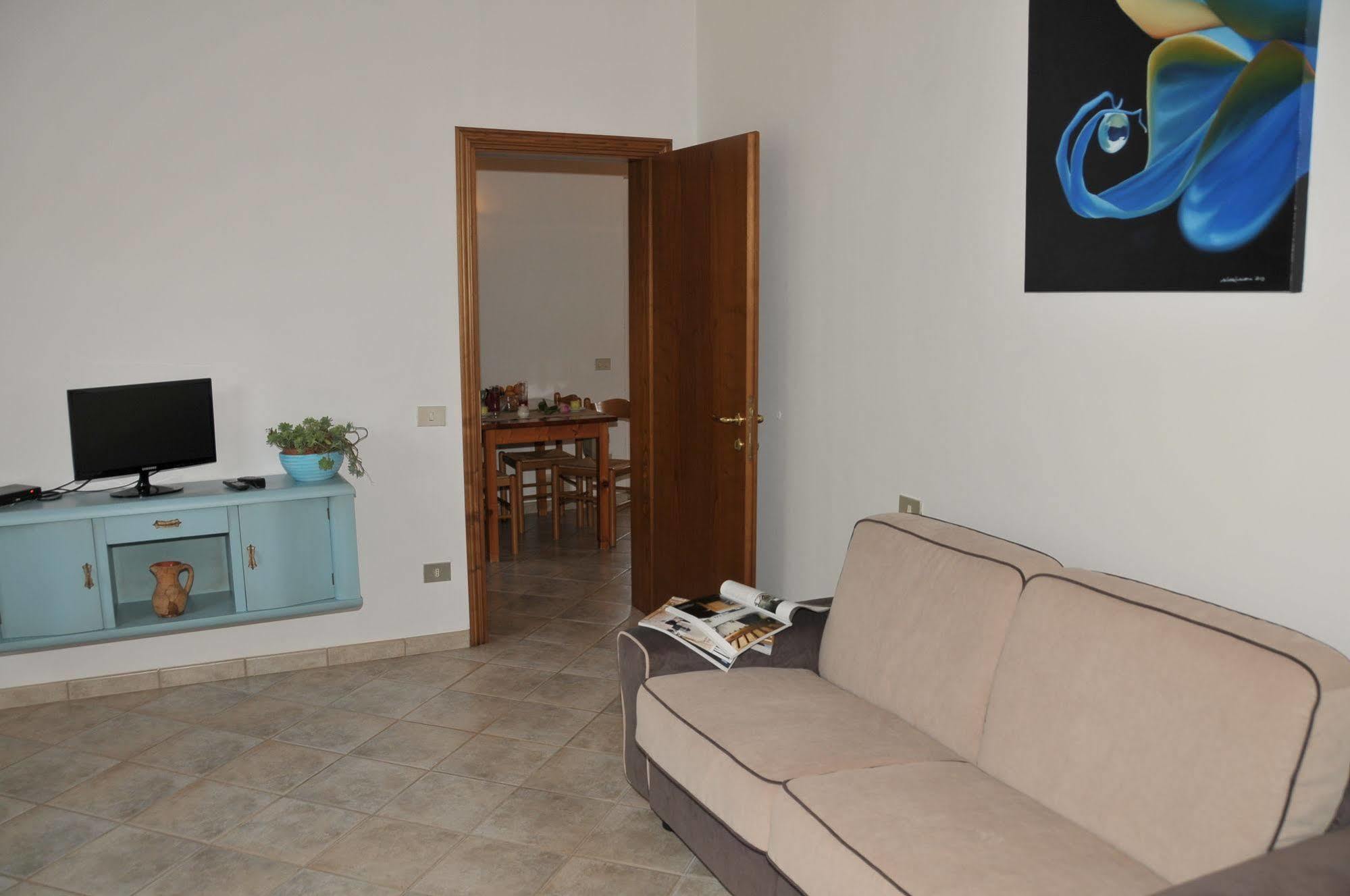 גאמבאסי Agriturismo Renai E Monte מראה חיצוני תמונה
