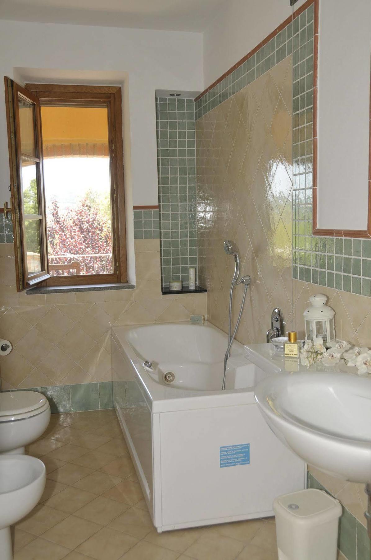 גאמבאסי Agriturismo Renai E Monte מראה חיצוני תמונה