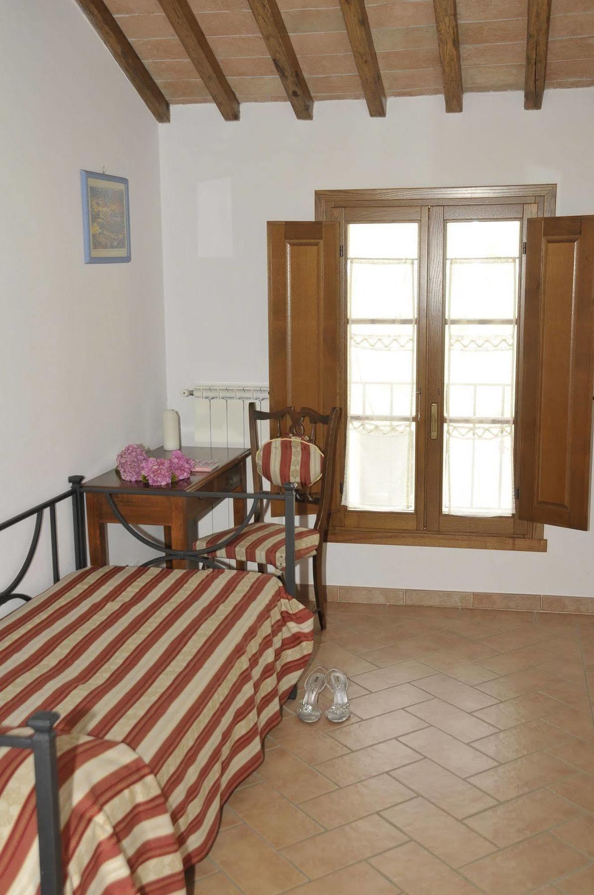 גאמבאסי Agriturismo Renai E Monte מראה חיצוני תמונה